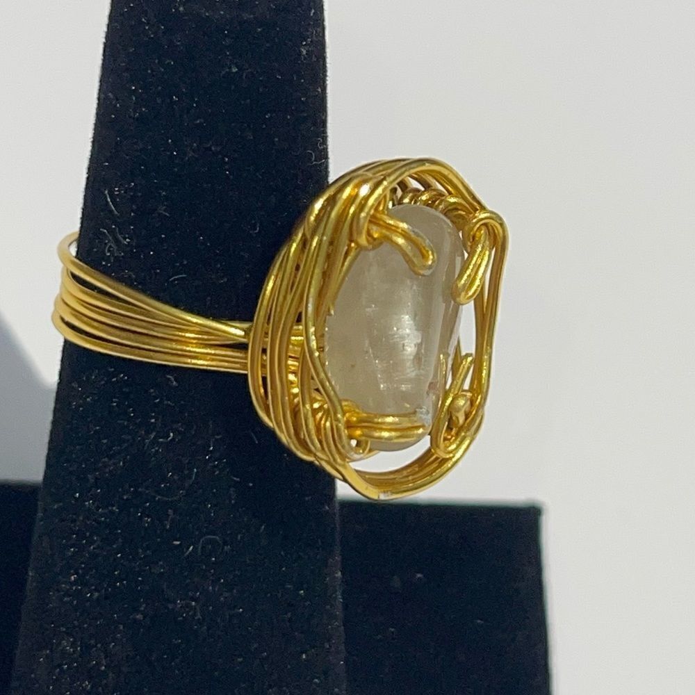 ✨ CLEAR QUARTZ WIREWRAPPED NATURAL GEMSTONE CHUNKY RING ✨ - Picture 4 of 5
